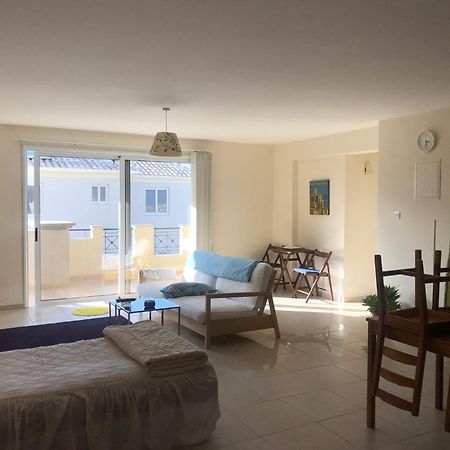 Tranquil Country Condo Larnaca Bilik gambar
